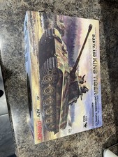 Meng Model Sd.Kfz.182 King Tiger (Henschel Turret)  1:35 complete & unstarted