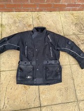 MENS AKITO PYTHON II SIZE S BLACK TEXTILE WATERPROOF MOTORCYCLE JACKET.