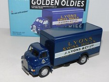 Corgi Golden Oldies Bedford S