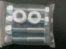 REAR TORQUE ARM FASTENERS KIT