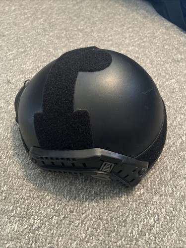 Airsoft black fast helmet - black,