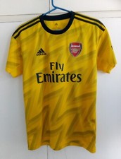 Arsenal Fly Emirates Adidas