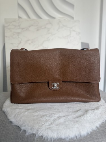 Chanel maxi camel - maxi, camel/gold