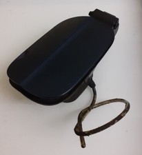 SKODA SUPERB AD BLUE DIESEL FUEL FILLER FLAP - MK3 3V5809702B