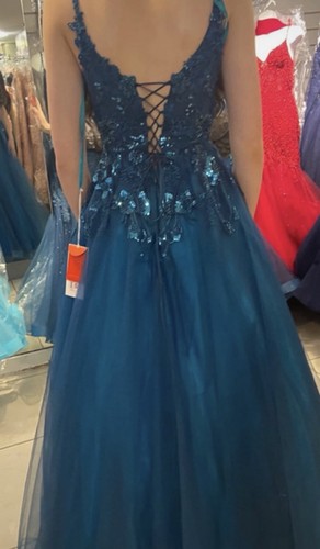 Beautiful teal blue prom dress - blue,