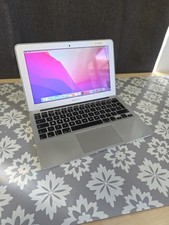MacBook Air 11" (2015) –