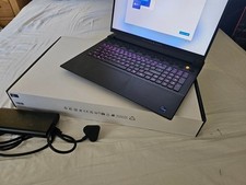 Alienware M18 R2 RTX 4090 | i9-14900HX | 64 GB 6000 MHz DDR5 | 2 TB SSD | Boxed 