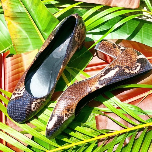 Donald pliner corin pumps - donald,