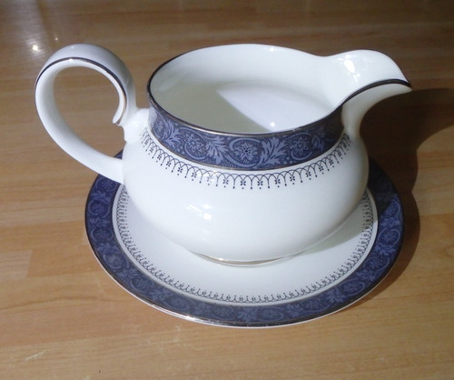 Royal doulton sherbrooke gravy - doulton,