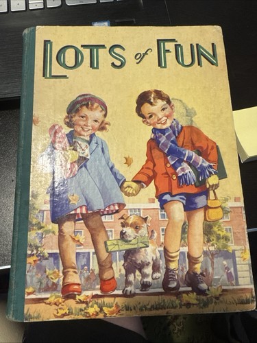 Lots fun pub birn - of,
