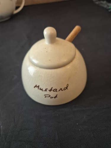 Vintage cute mcm mustard - cute,