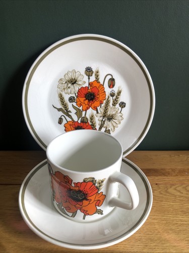 Meakin poppy tea cup - j,