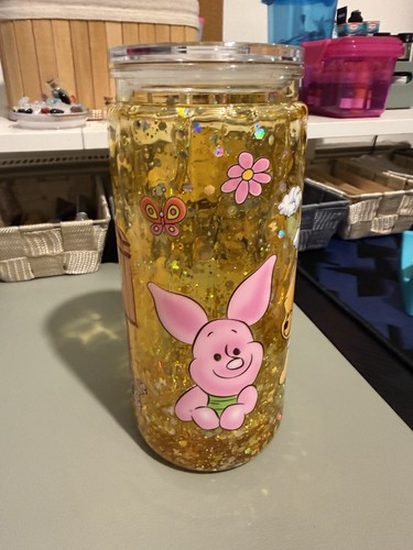 Winnie the pooh - pooh,piglet, honey