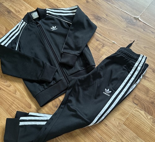 Kids age years - age, black