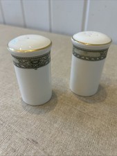 Royal Doulton Isabella Salt