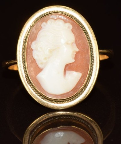 Victorian 18ct gold - cameo, ring