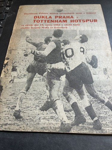 Dukla prague tottenham - dukla,