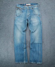 Levi’s 506 Standard Straight