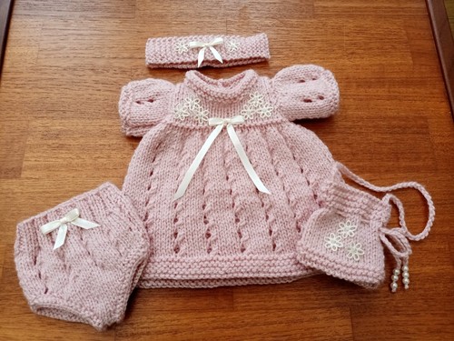 Hand knitted dolls clothes - clothes, to