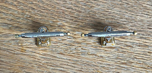 Blackriver fingerboard trucks - blackriver,