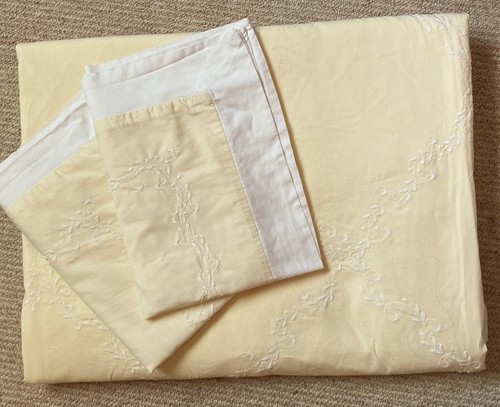 Laura ashley king - laura,