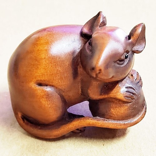 M8818 hand carved boxwood - m8818,