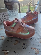 Girls Pink Light-Up Heelys