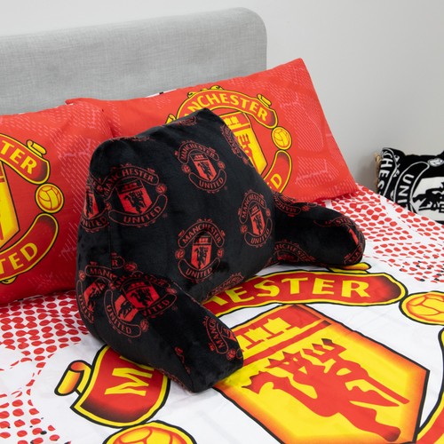 Man united cuddle cushion with - united,