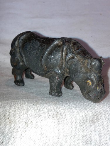 Taylor barrett rhinoceros - taylor, &