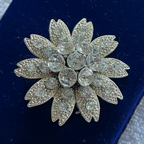 Marcasite style white metal - , &