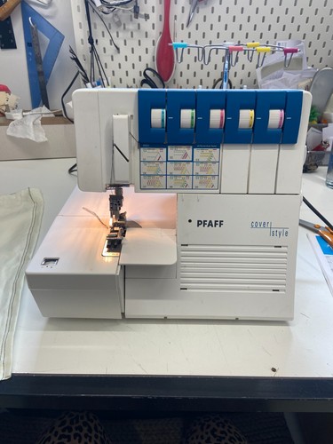 Pfaff cover lock overlocker - pfaff,