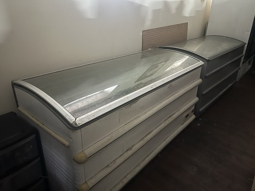 Commercial curved glass - curved,