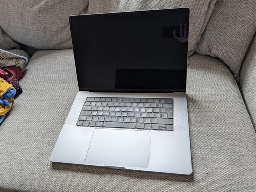 Macbook pro 2021 inch m1 - pro, 16-inch