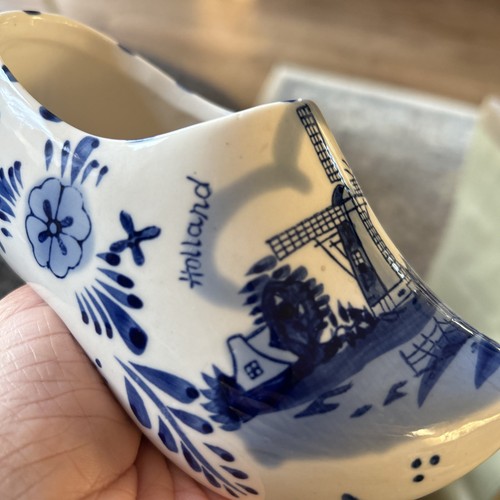Delft hand painted - delft, vintage