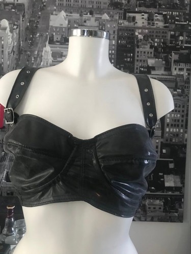 The federation rubber bra - rubber,