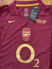  Arsenal 2005/06 Home Shirt