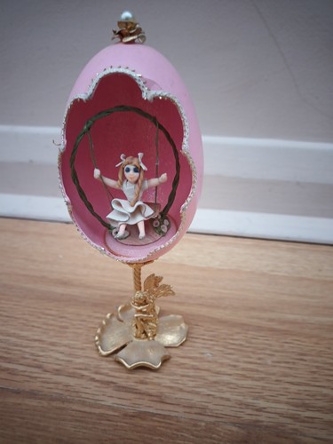Real goose egg art - pink, girl