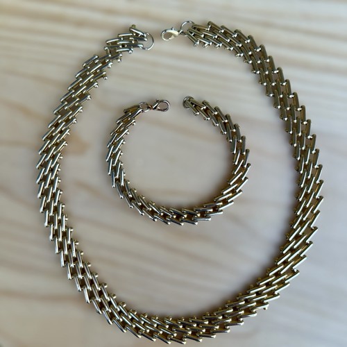 Vintage gate link accent - gate,