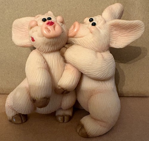Piggin birthday kisses - kisses, by