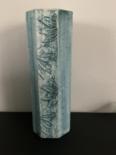 Tall slim vase - vase, carn