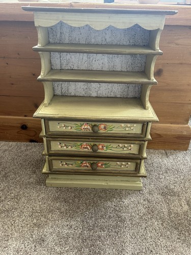 Charming vintage miniature - charming,