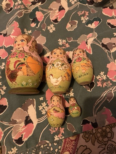 Russian matryoshka nesting - matryoshka,