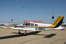 PHOTO  G-BMIV PIPER PA 28