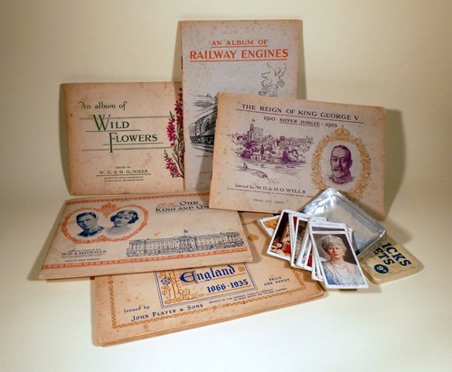 Vintage cigarette card - card, lot