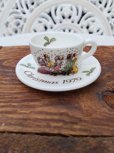 Coalport miniature tea - ,