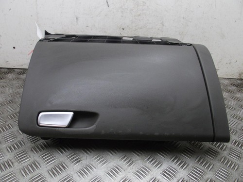 Audi glove box storage - a4,