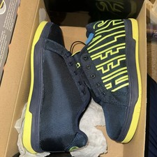 Heelys Size 6 Pink With Emoji