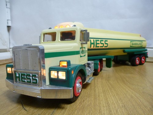 Lights sounds hess - lights&,