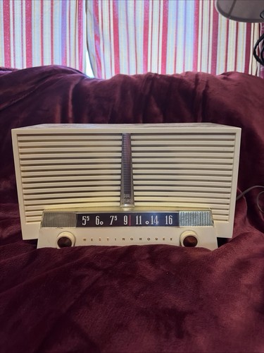 Vintage 1950 mid - mid, century