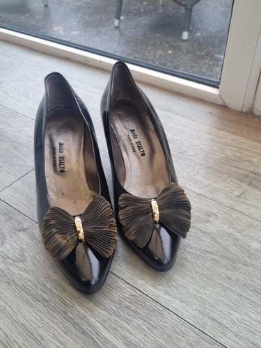 Vero cuoio bow low heel - bow,